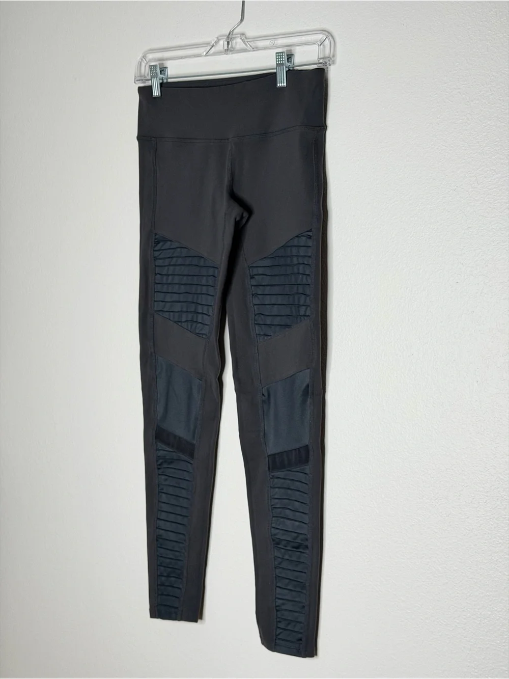 ALO Yoga Moto Leggings Tights Graphite Gray Mesh Panel Size S